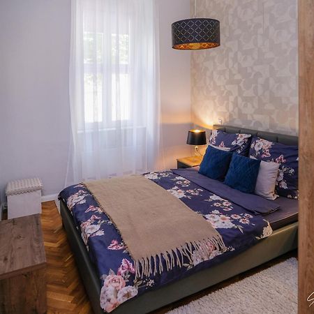 Saint Moor Suite #1 Печ Экстерьер фото